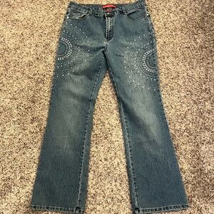 Vintage jeans with rhinestone detailing. Size 12.